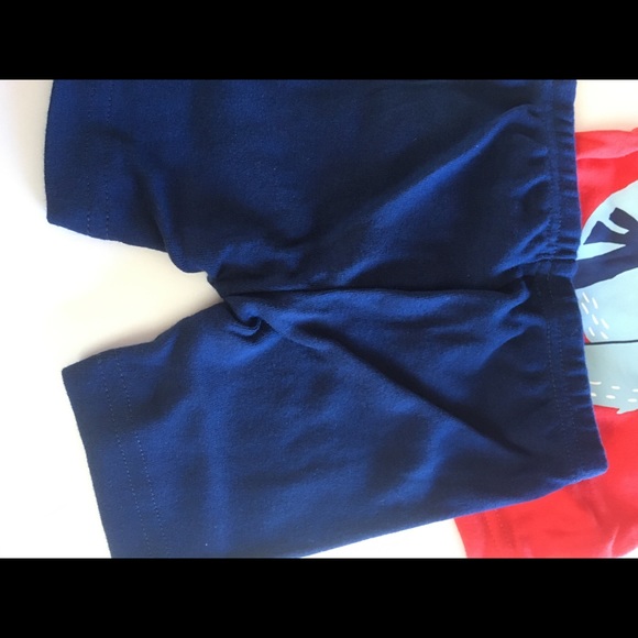 Carters 4 piece pajamas set 9 months - Picture 3 of 6